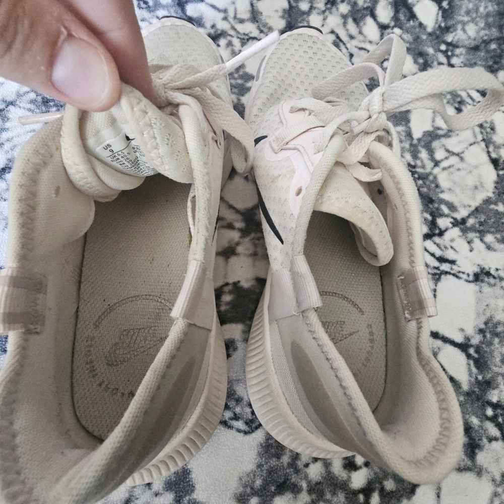Nike Reposto Sneakers White/Pink Womens Size 9 Running Shoes CZ5630-602 - Picture 7 of 11